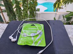 good earphones for correct price.