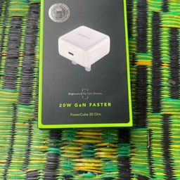 power cube 20 chic Gan wall charger