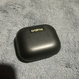 SPECTACULAR EARBUDS