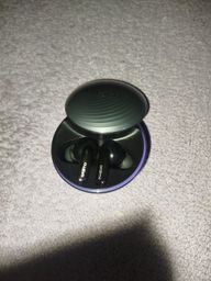 Hybrid ANC Spacebuds