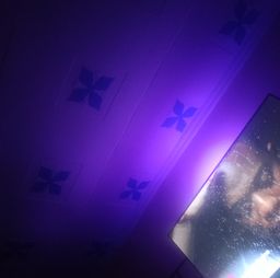 SmartLamp - Magnetically mounted on TV