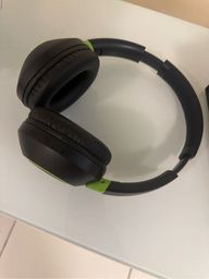 charges laptop