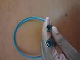 It's a good cable and also it's fast charging.