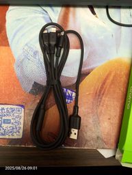 tres rapide et fonctionne avec la charge rapide