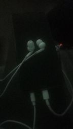 earphones