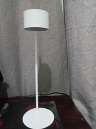 SmartLamp Flex 4.5W Table Lamp is practical and stylish
