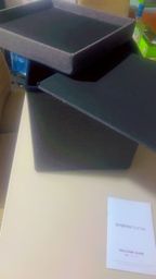 Un Ottoman spacieux et beau , plusieurs usages à la fois