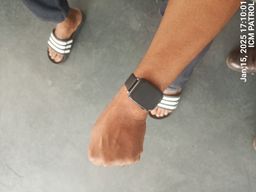 Sleek, Smart — a Worthy Everyday Watch