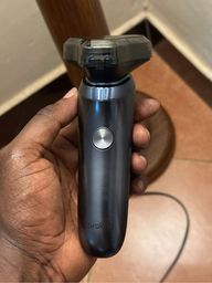 EasyShave Digital Display Shaver