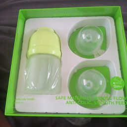 Gentle and smooth feed