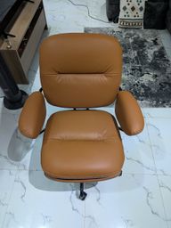 Very comfortable leather and easy to set up.