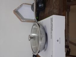 Matière lourde et élégante