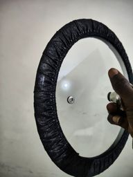 LOOKS DURABLE