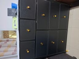 Noir Dresser