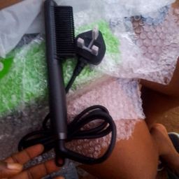 sleekWave Hair Straightener brush