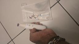 I received my Tipsy Manucure Set