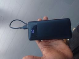 superbe autonomie, très bon design , léger et avec une charge rapide