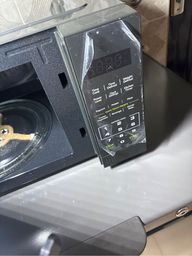 Easy to Use and Heats Food Evenly